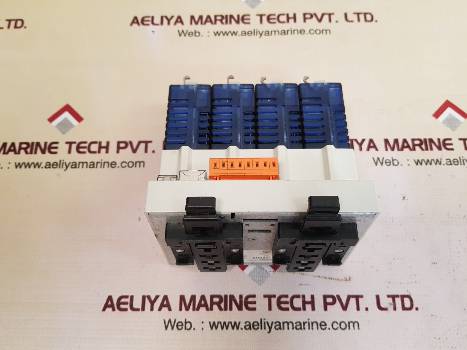 Saia-burgess pcd3.m3120z05 power supply with pcd3.a460 input module - Image 2
