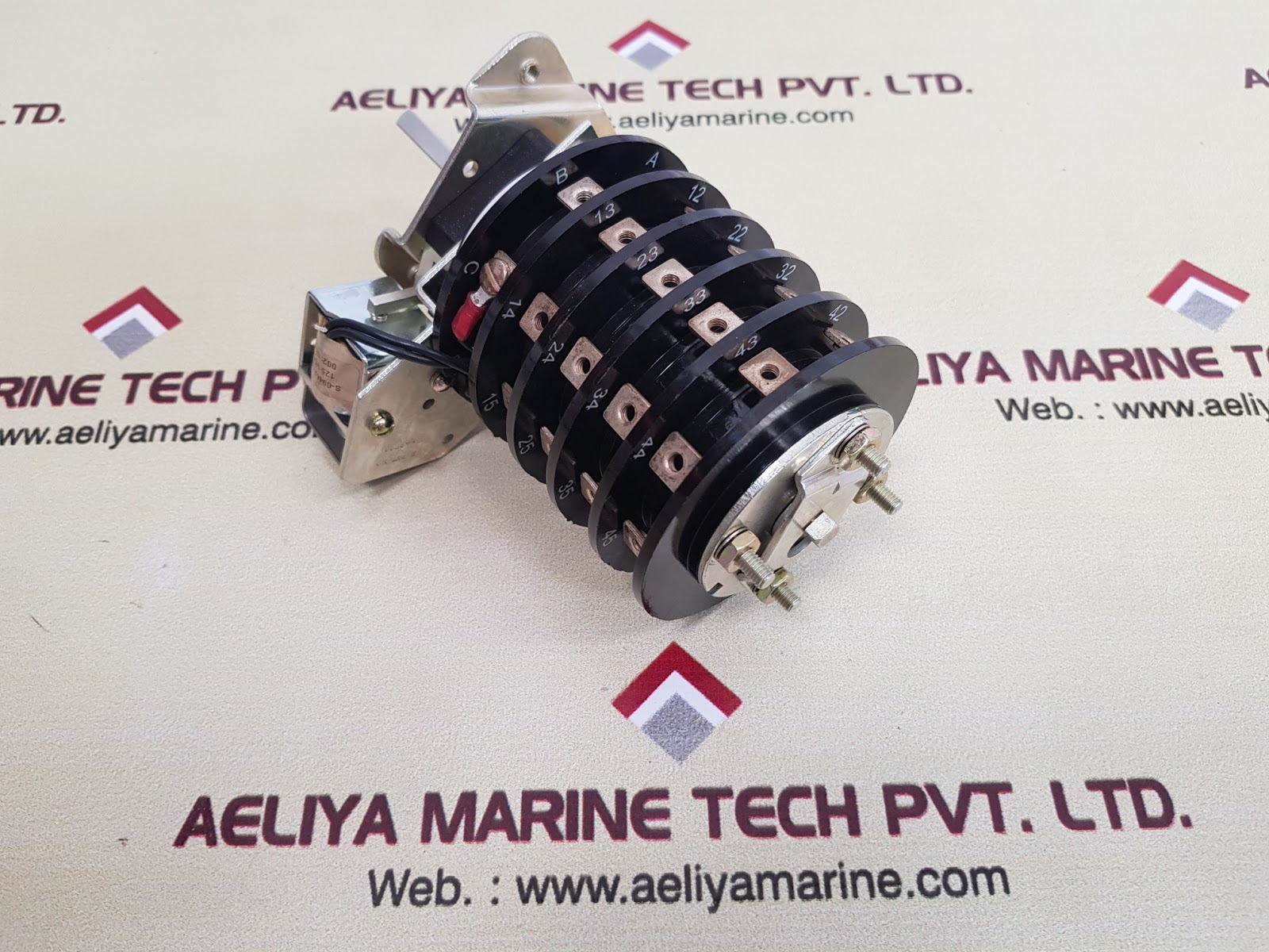 Electroswitch 7804d rotary switch lock out relay - Image 5