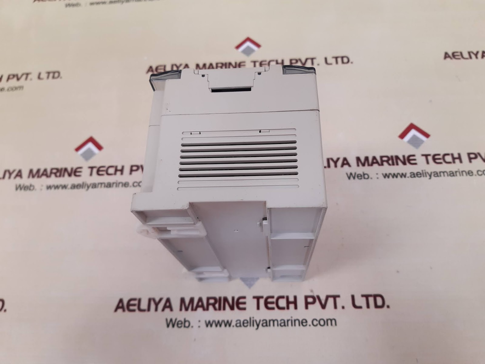 Delta dvp-48eh  programmable controller - Image 4