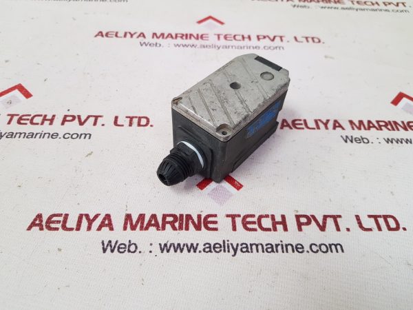 Bosch 0 811 405 144 pressure relief valve - Image 2