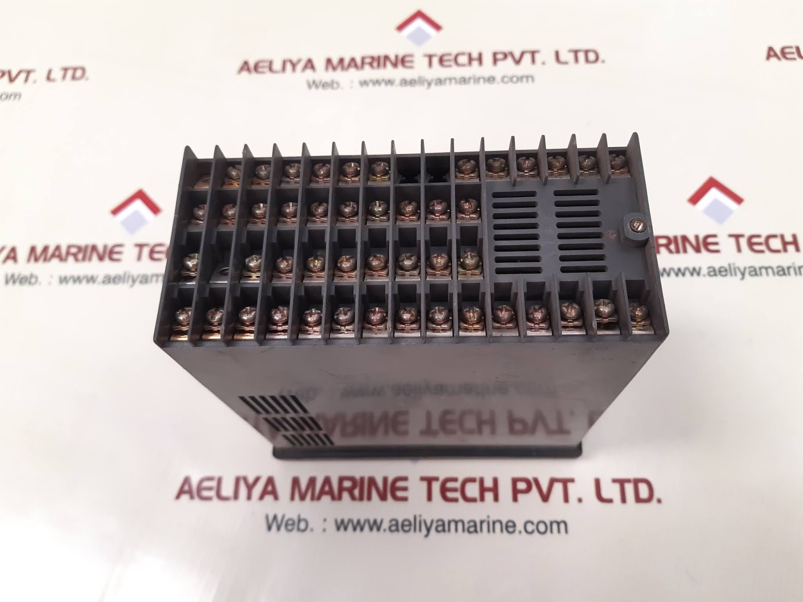 Yokogawa Us1000 -11 S4 Controller Single Loop Enhanced 100-240Vac 50/60Hz - Image 6