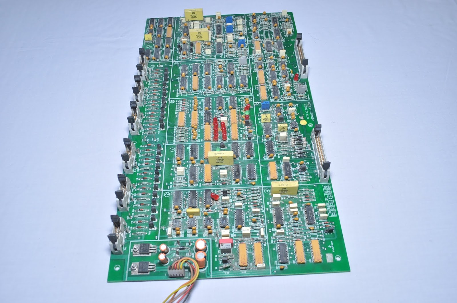 TATA LIEBERT - 2010203T-A REV 1 EMERSON 7021020320A PCB CARD REV 1