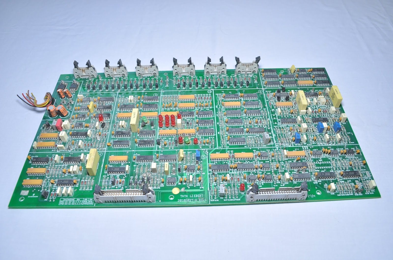 TATA LIEBERT - 2010203T-A REV 1 EMERSON 7021020320A PCB CARD REV 1 - Image 2