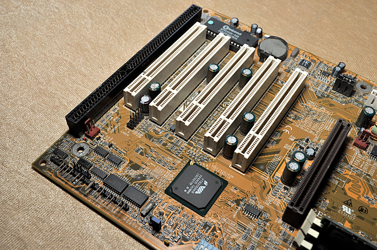 e131107 rev.c pcb card - Image 3