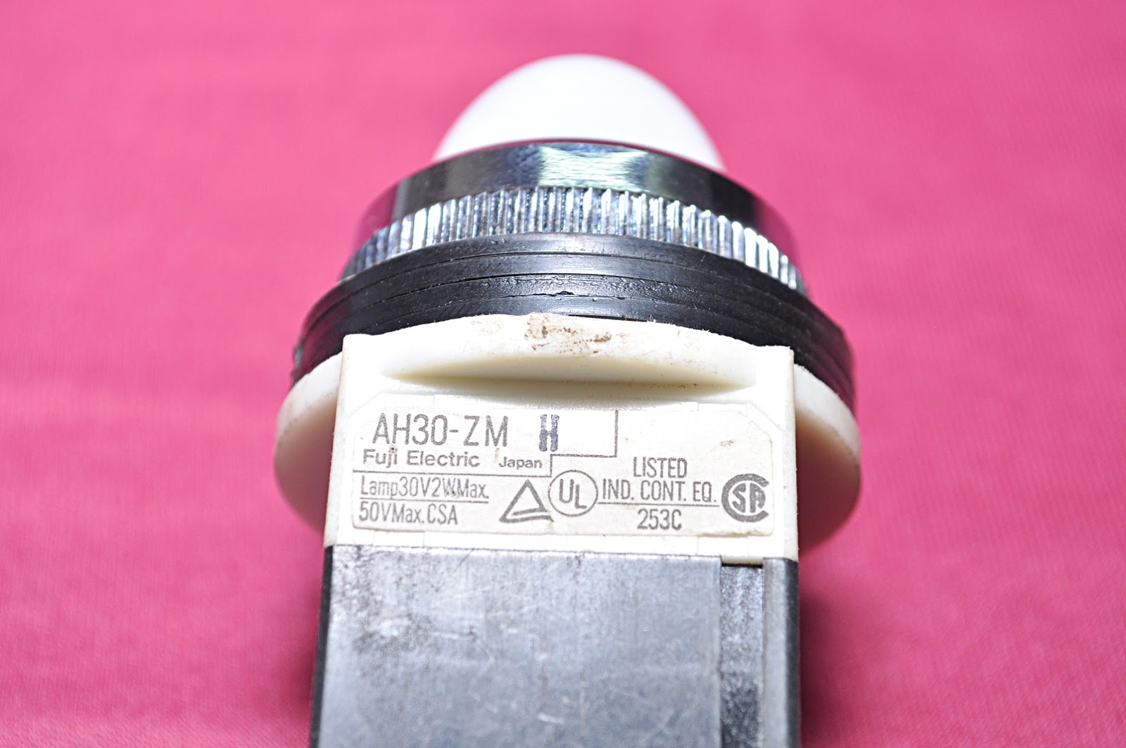 Fuji Electric White Indicator Command Switch Ah30-zm H - Image 6