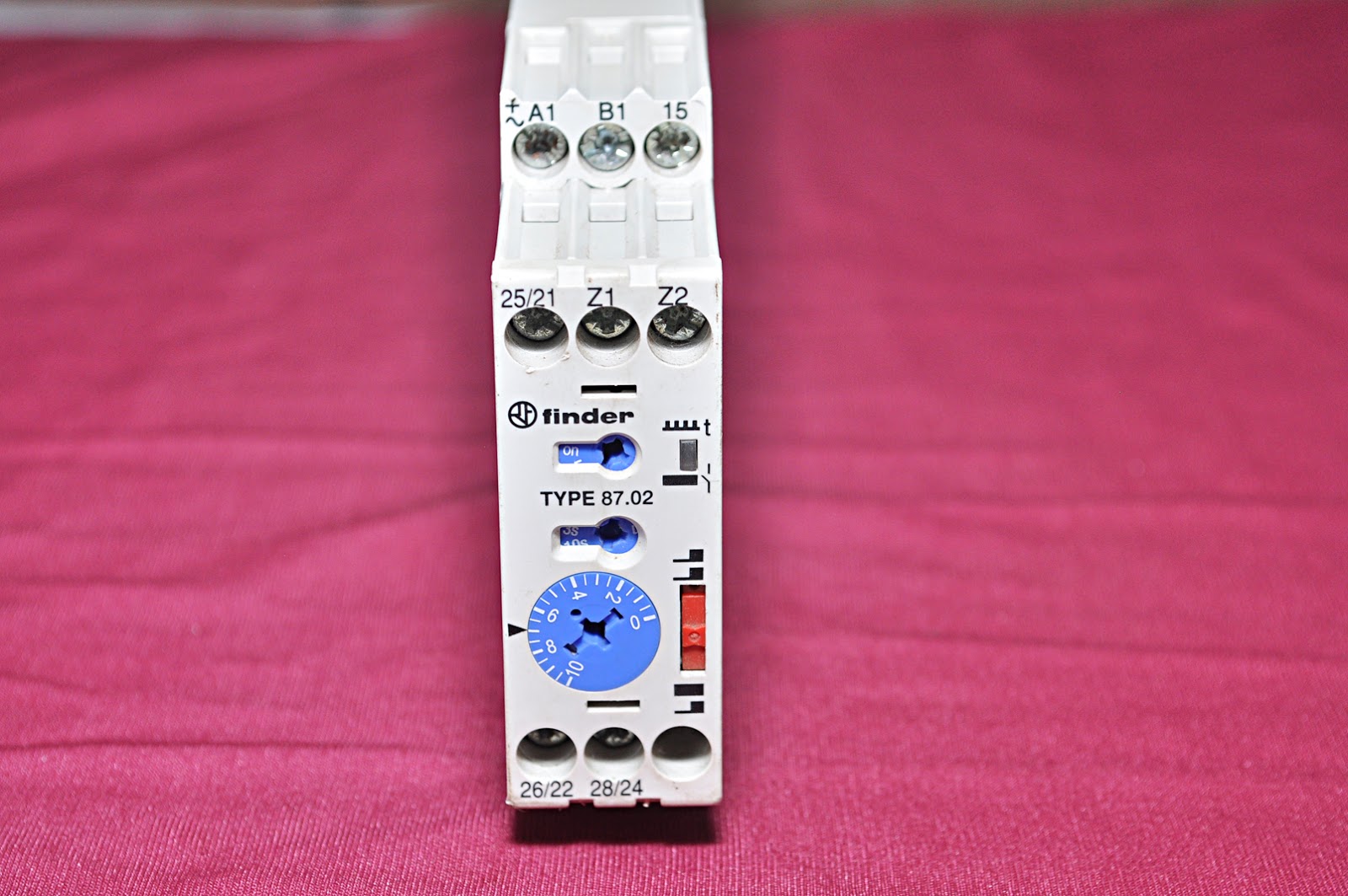 Finder 87.02 Multifunction Time Relay Ac 24...240 Vac - Image 6