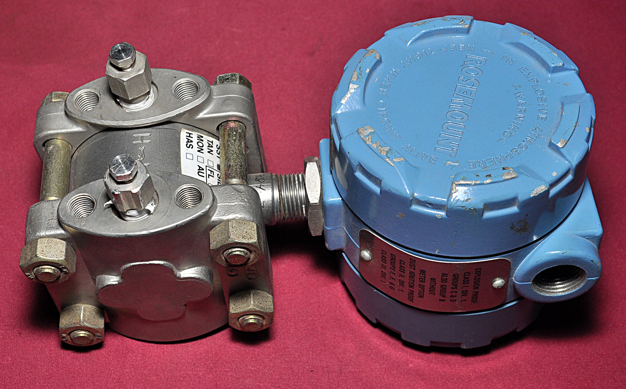 ROSEMOUNT 1151DP4S22B1 INDUSTRIAL CONTROL SYSTEM TRANSMITTER - Image 2