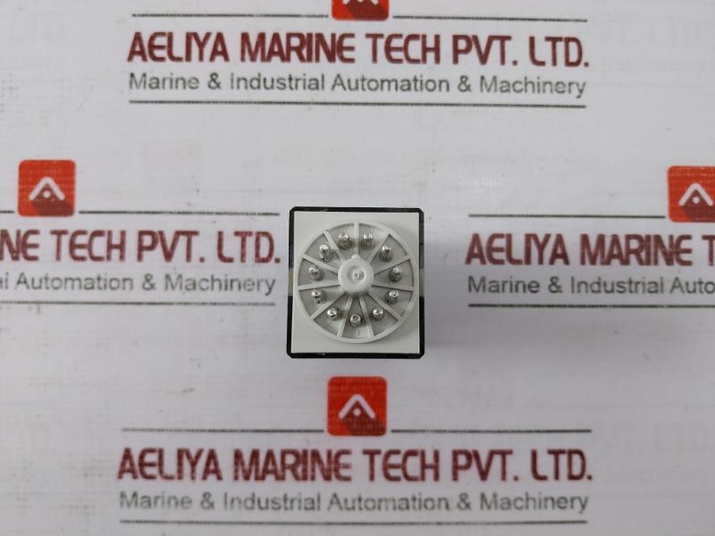 Finder 60.13.9.024.0070 Socket Power Relay 250v - Image 4