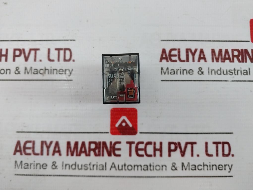 Fuji Electric Hh54p-L Relay 240v