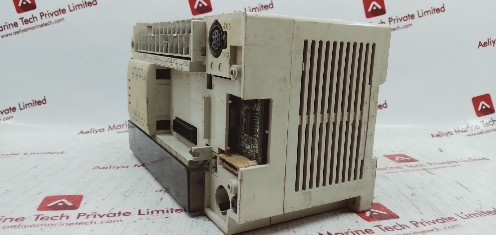 Mitsubishi Fx2N 32Mr-es/Ul Programmable Controller (Not Working) - Image 4