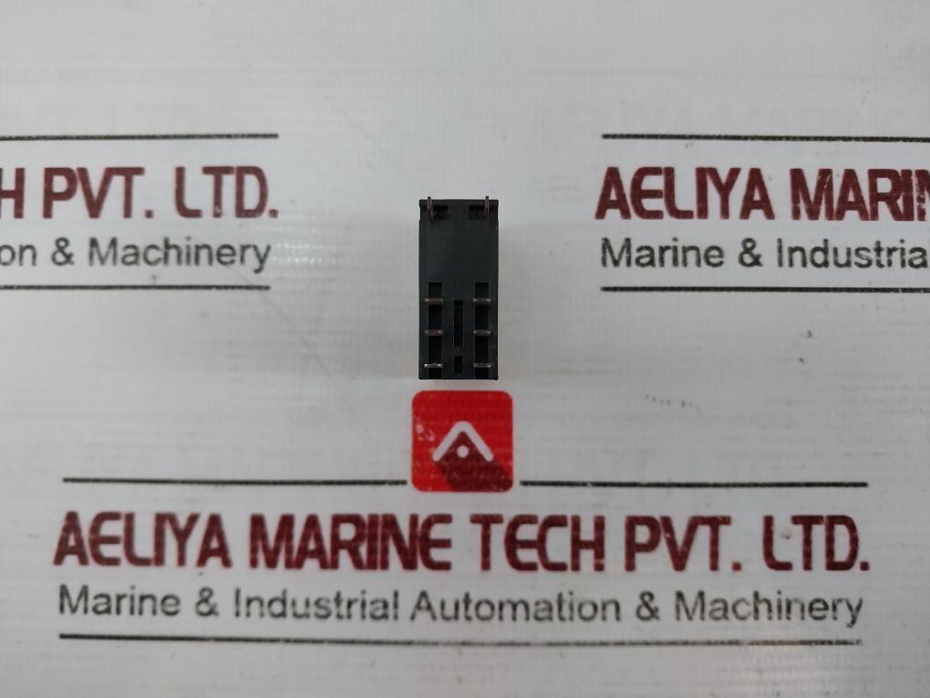 Idec Rj2s-C-D24 Solder Foot Relay 250v - Image 4