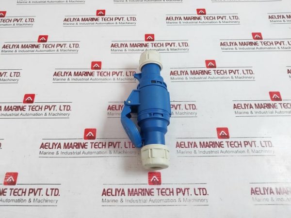 Pce 16a-6h220-250v~ Socket And Plug