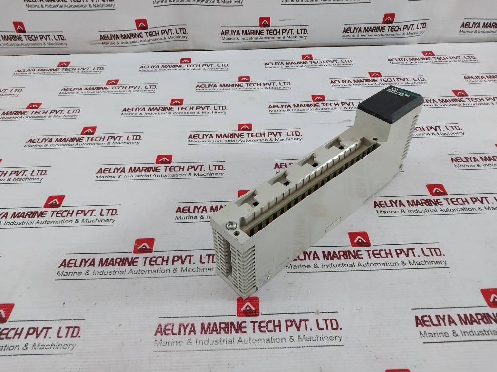 Schneider Electric 140avo02000 Analog Output Module - Image 3