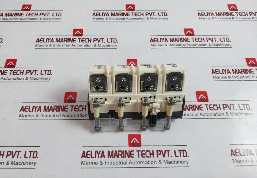 Schneider Electric Tm125dc Circuit Breaker 40°C - Image 4