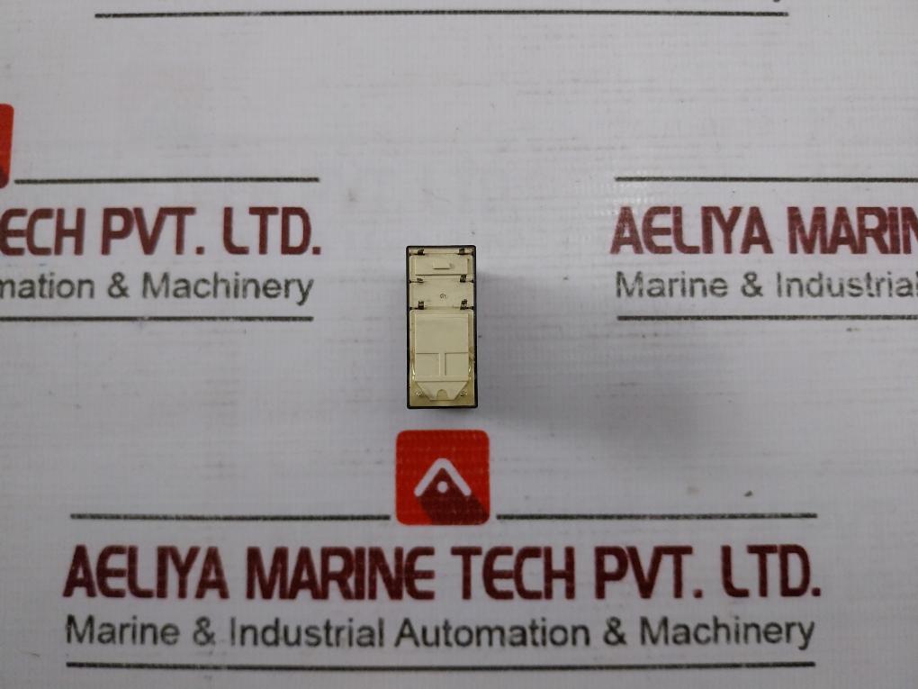 Schrack Rp 421024 Relay 250v - Image 4