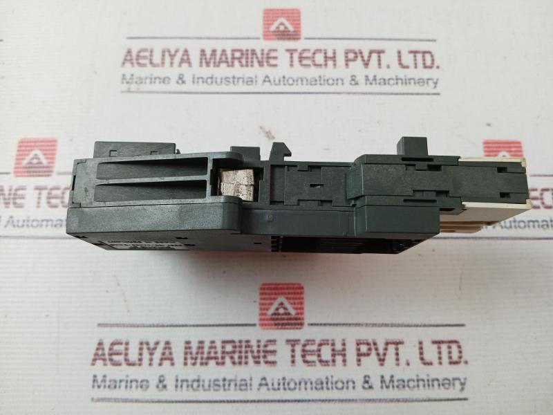 Siemens 6es7 138-4ca01-0aa0 Power Module 6es7 24v - Image 4