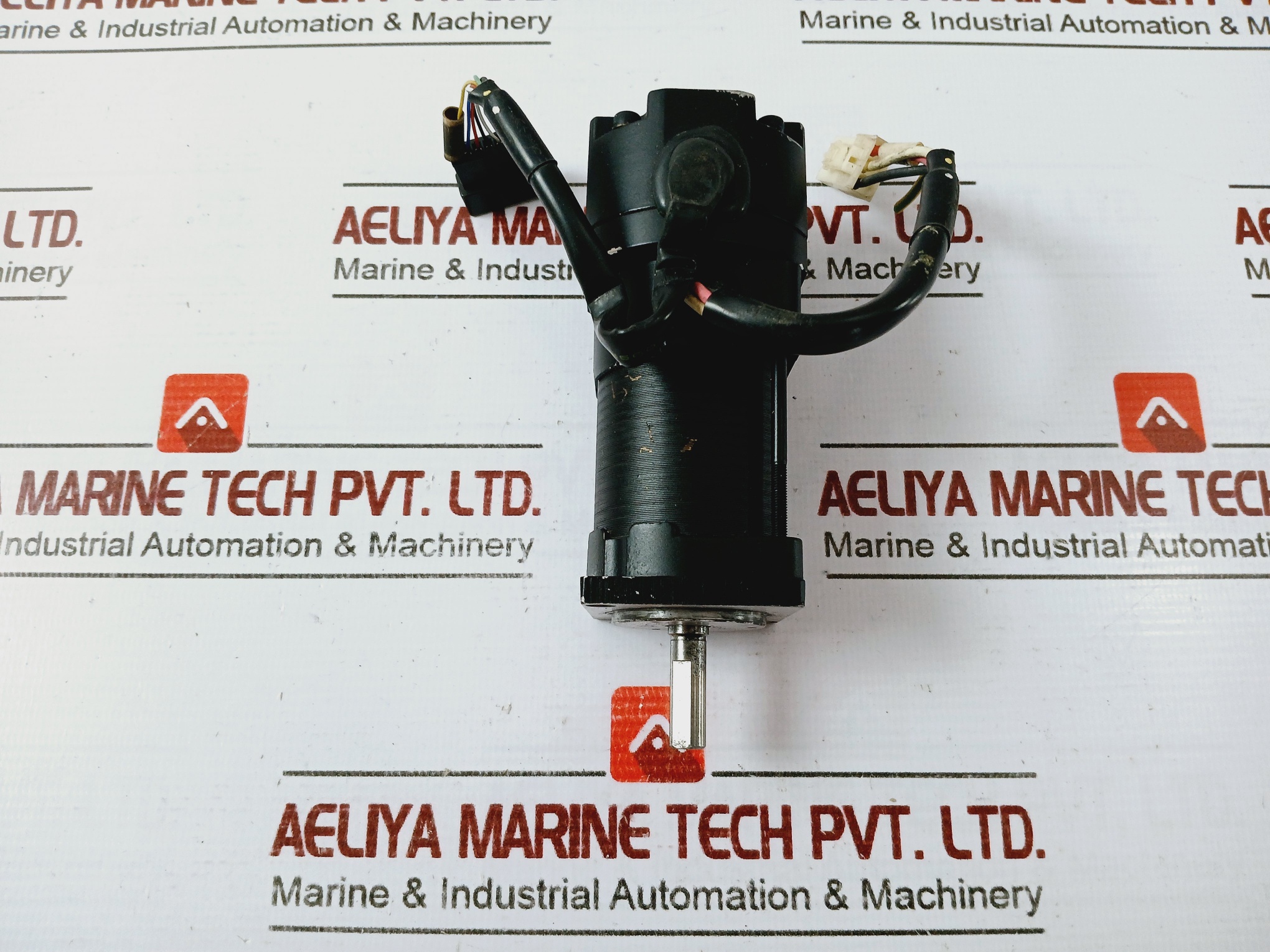 Tamagawa Seiki Ts 4503n4024e202 Ac Servo Motor 200v - Image 4