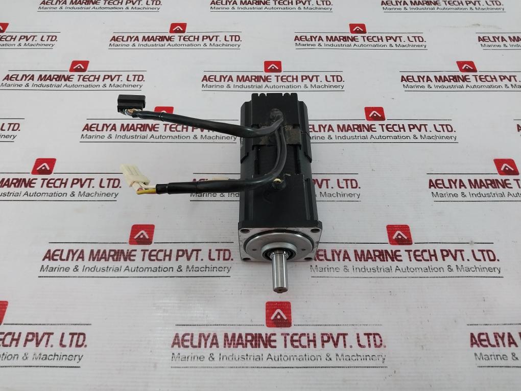 Tamagawa Seiki Ts 4507n9028e200 Ac Servo Motor 200v