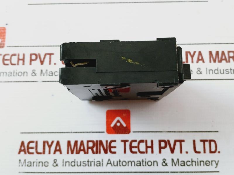 Westinghouse Cu-Al Circuit Breaker 1 Pole Unit 240 V - Image 4