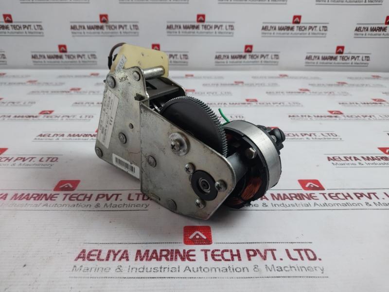 Abb V3615 Vcb Ac Motor 130v - Image 3
