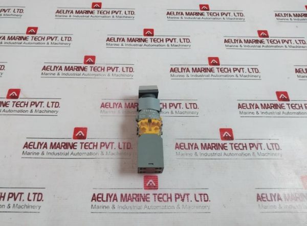 Eao 704.950.0 Switching Element W Lamp Block & Flange 600v
