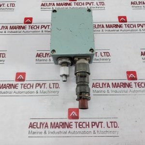 Krm-Om5 Combined Relay 300 V