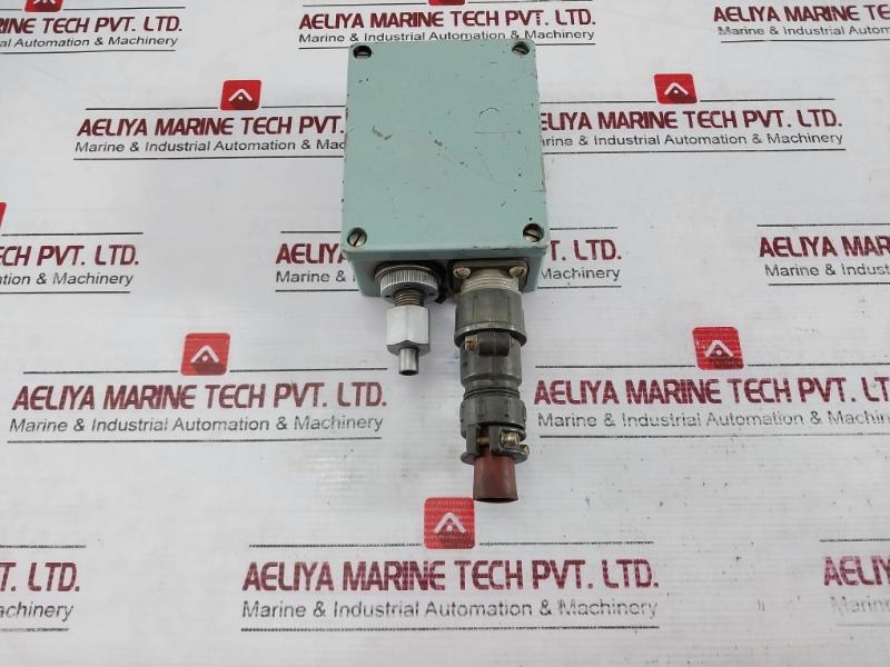 Krm-Om5 Combined Relay 300 V