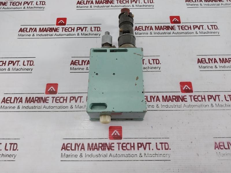 Krm-Om5 Combined Relay 300 V - Image 4