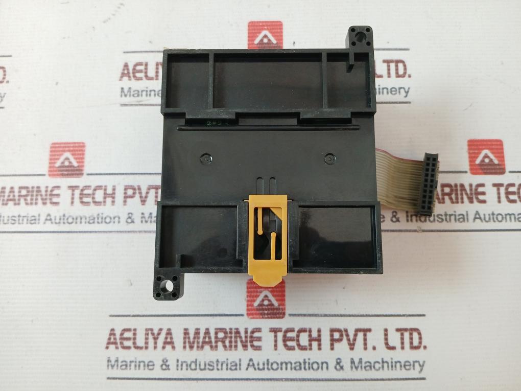 Omron Cp1w-Da021 Analog Output Module 10v - Image 4