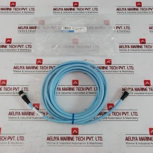 Omron Dca1-5cn05w1-R Connector Shielded Cable 300v