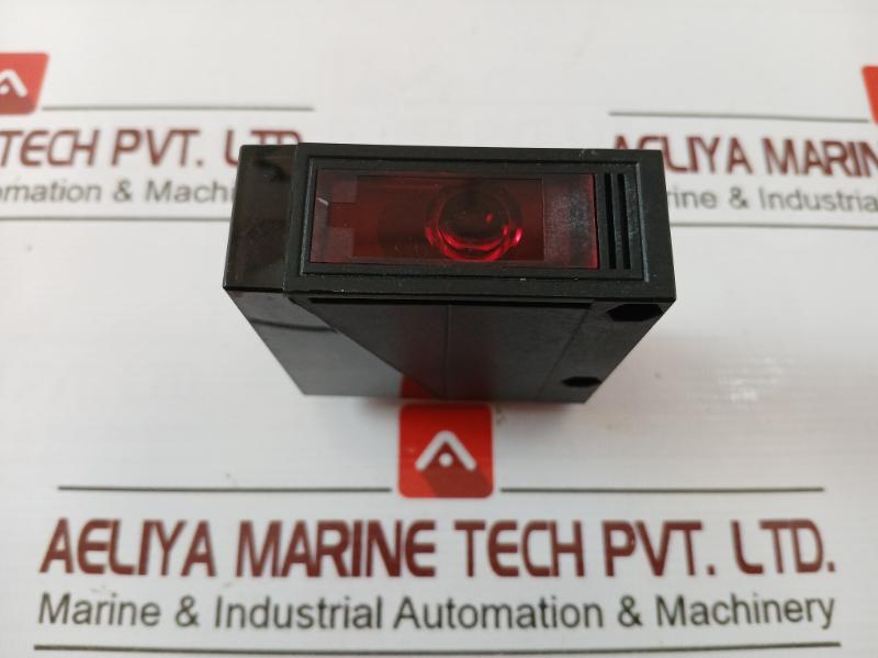 Omron E3jm-10dm4-G Photoelectric Sensor 250v - Image 4