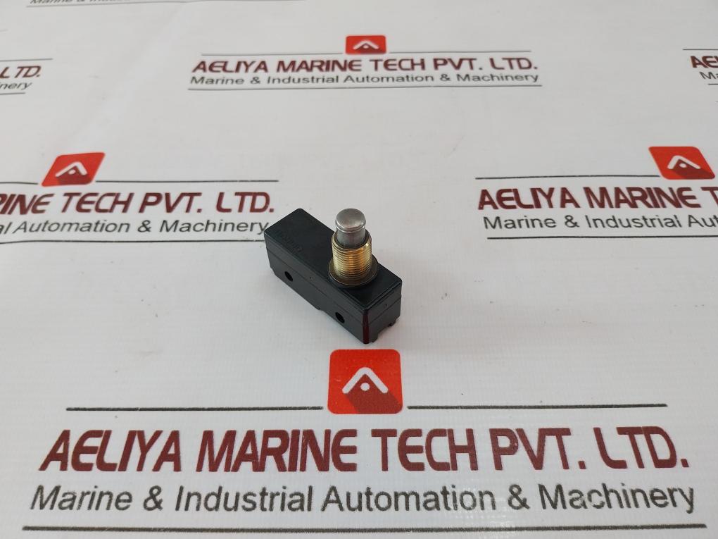 Omron Z-15gq General Purpose Basic Switch 480v - Image 3