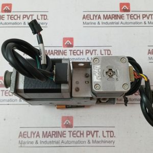 Sanyo Denki Vexta 103h5208-0457 Stepping Motor 4v