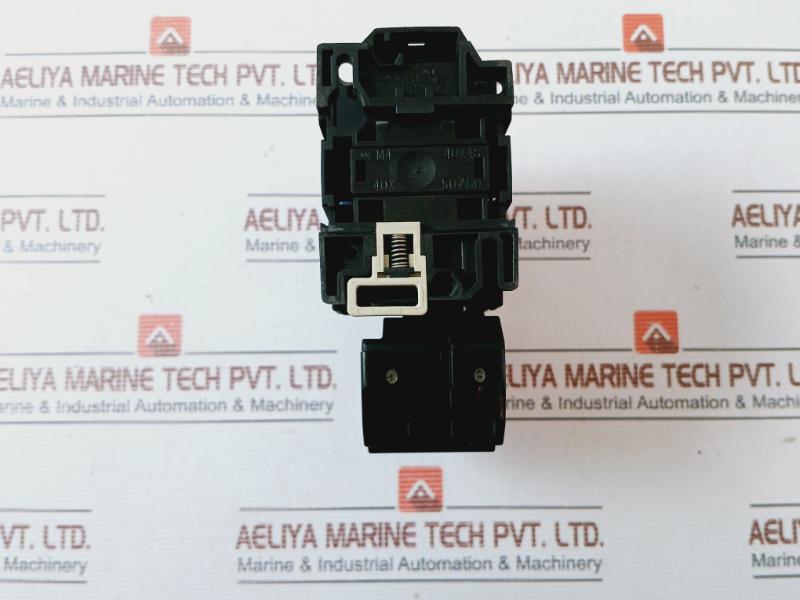 Telemecanique La1 Dn20 la1-Dn11 Auxiliary Contactor 690v - Image 4