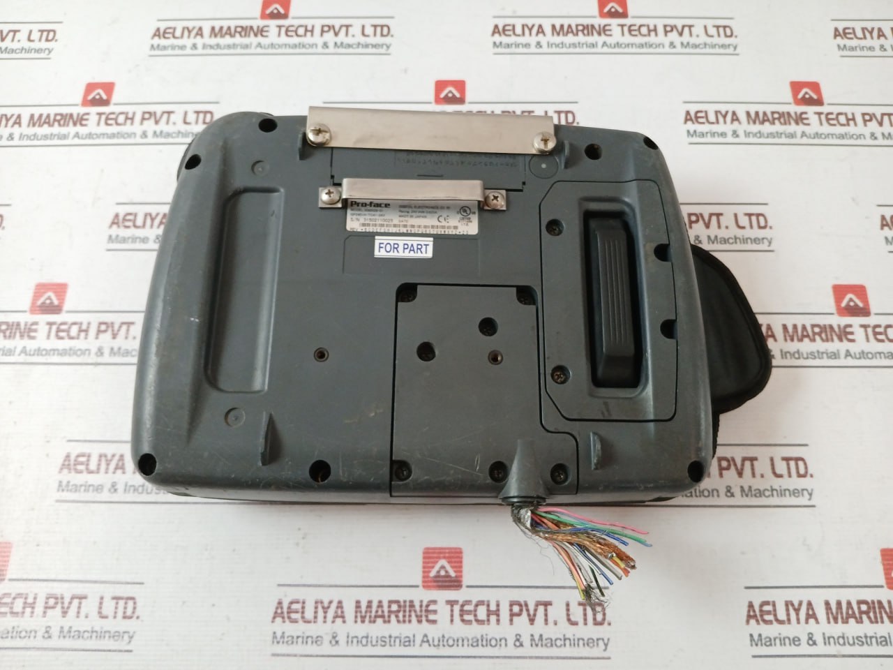 Pro-Face 3080028-01 Operator Panel 24v - Image 4