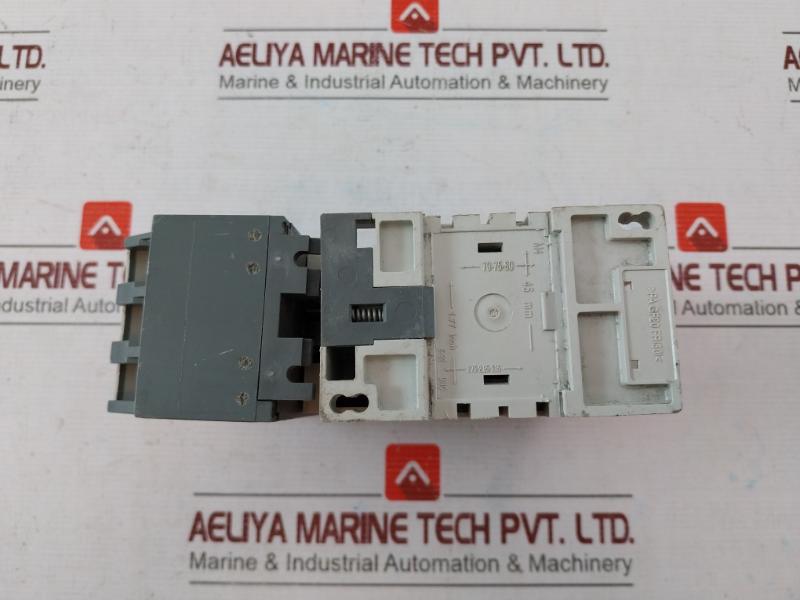 Abb A30-30-10 Contactor 600v - Image 4