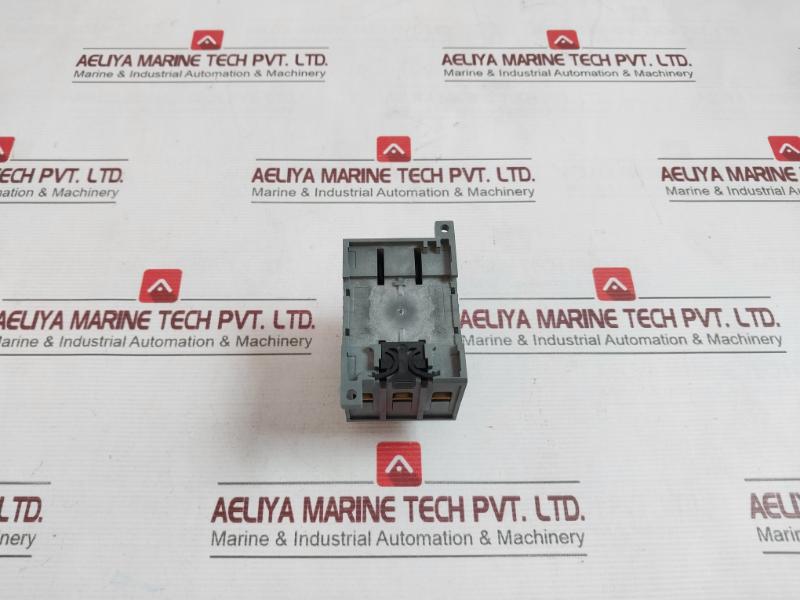 Abb Ot80f3 Switch-Disconnector 60hz - Image 4