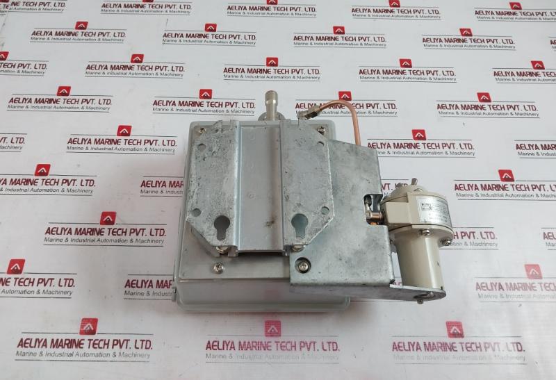 Azbil Kgpa12-03821a1t-7g Pressure Indicating Controller - Image 4