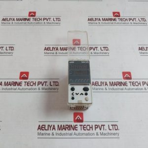 Azbil Sdc25 Temperature Controller 240v