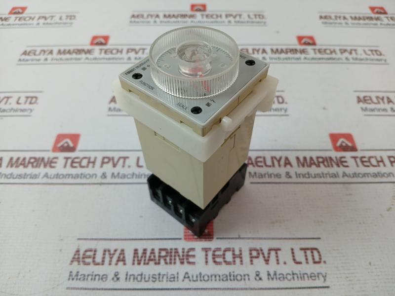 Carlo Gavazzi Fmb01dw24 Multifunction Timer 250v - Image 3