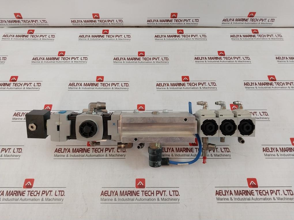 Festo Hea-M2-G1/2 Pneumatic Service‐Unit Assy Air Prep Manifold 210psi - Image 4