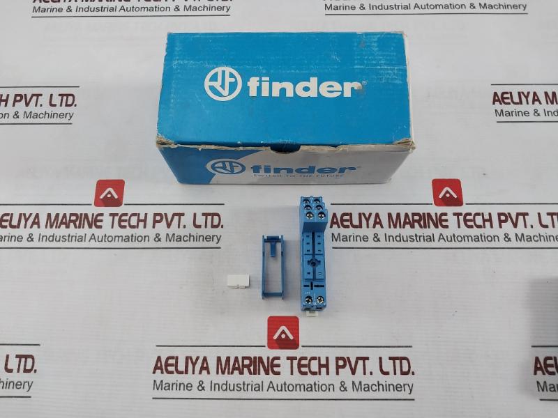 Finder 95.05 Relay Socket 300v