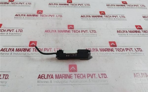 Keyence Lv-11sap Digital Laser Sensor 24v