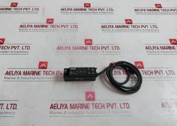 Keyence Lv-21a Digital Laser Sensor 24v
