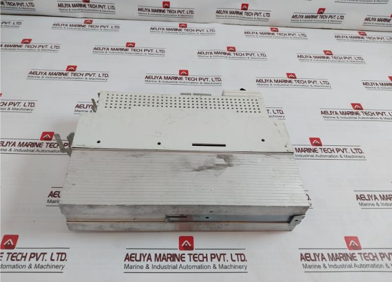Lenze Evs9321-Ep Servo Drive 480v - Image 4