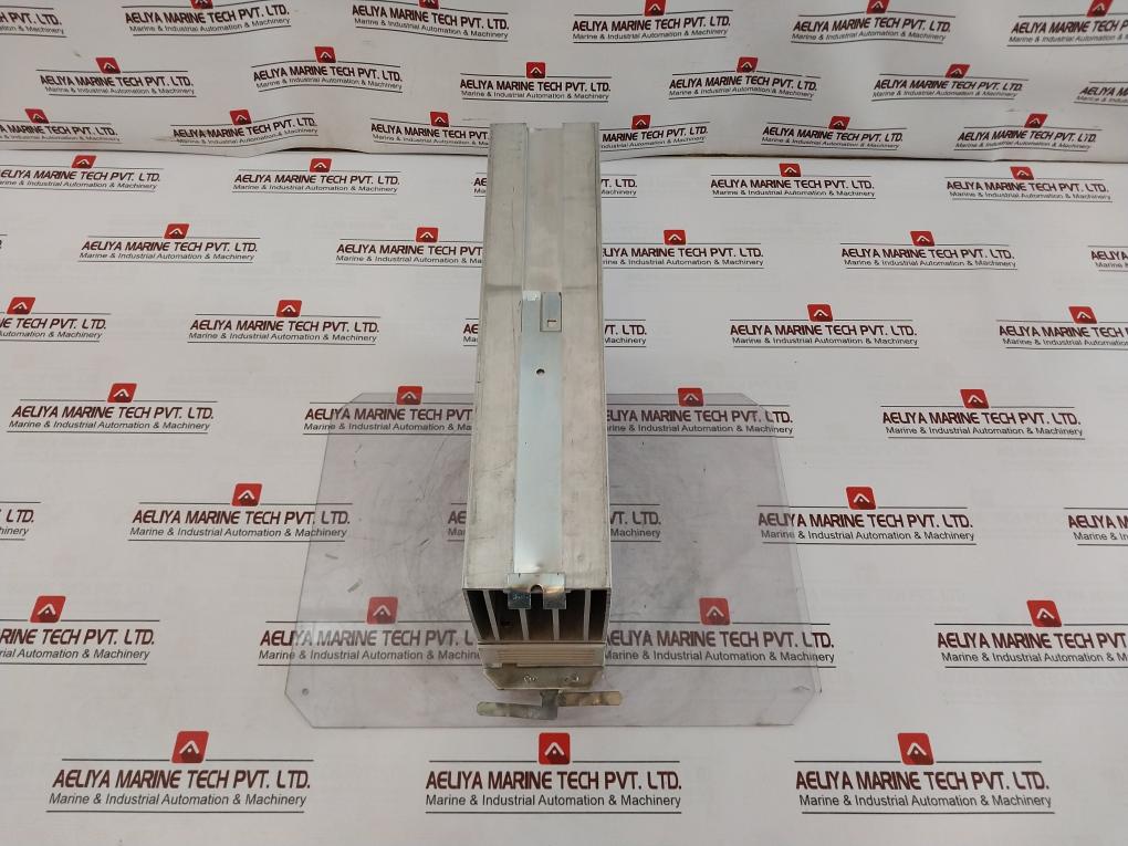 Lenze Evs9322-Ep Servo Drive 480v - Image 4