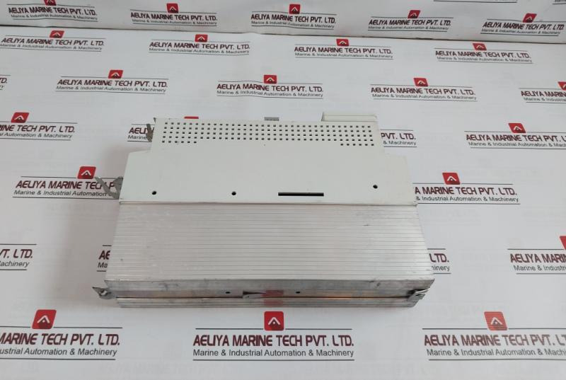 Lenze Evs9322-Ep Servo Drive 480v - Image 4