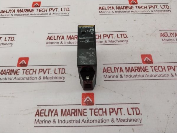 Omron E3jm-R4m4-G Photoelectric Sensor 250v