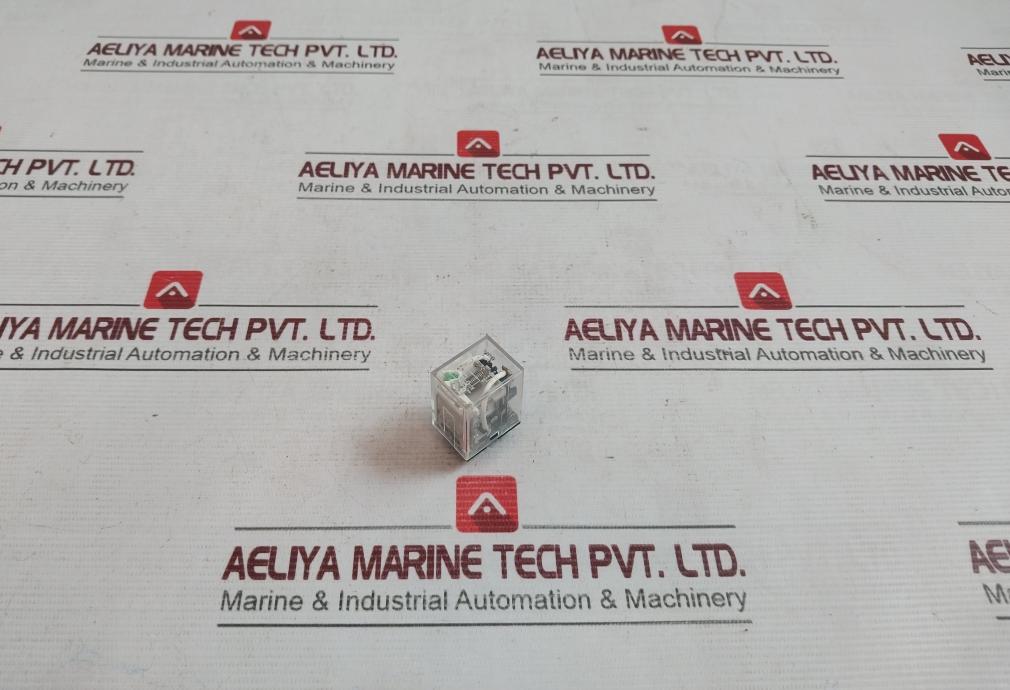 Omron Ly2n-D2 General Purpose Relay 240v - Image 3