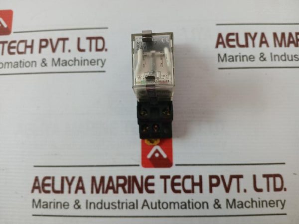 Omron My2n-D2 Relay With Base 250v